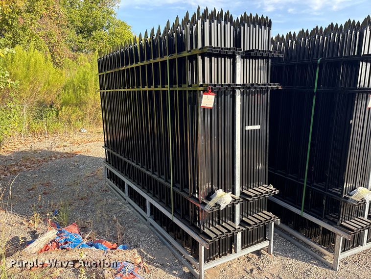 image for item ES8065 (22) 2024 EINGP F10 fence panels