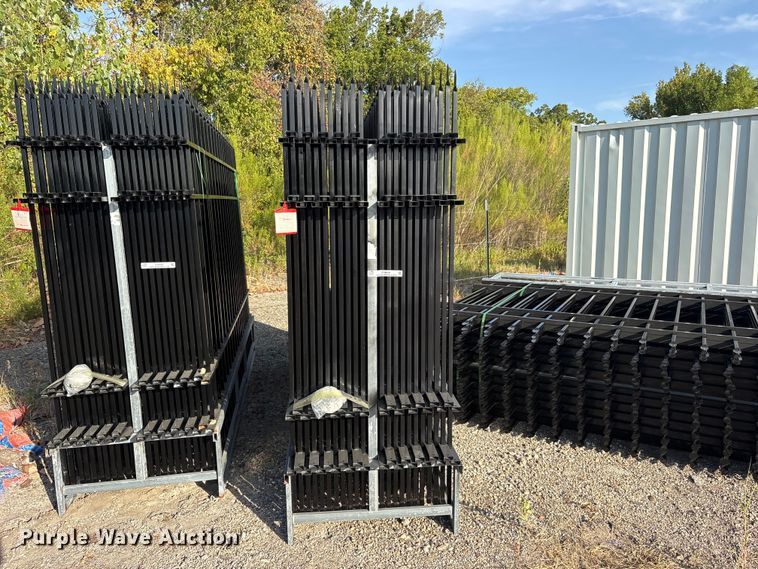 image for item ES8066 (22) 2024 EINGP F10 fence panels