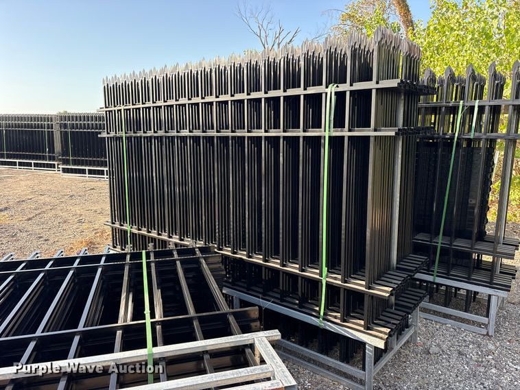 image for item ES8066 (22) 2024 EINGP F10 fence panels