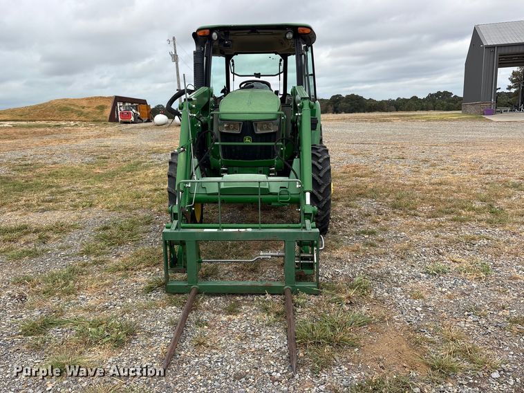 image for item ES8096 2019 John Deere 5075E MFWD tractor
