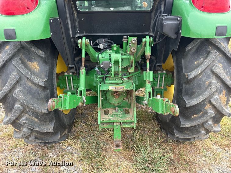 image for item ES8096 2019 John Deere 5075E MFWD tractor