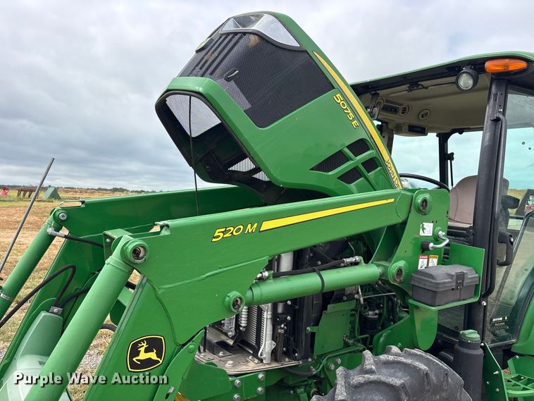image for item ES8096 2019 John Deere 5075E MFWD tractor
