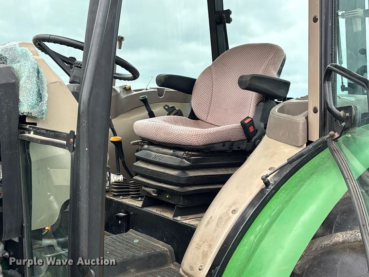image for item ES8096 2019 John Deere 5075E MFWD tractor
