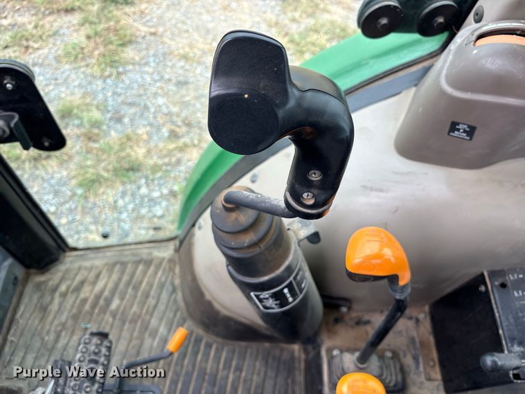 image for item ES8096 2019 John Deere 5075E MFWD tractor