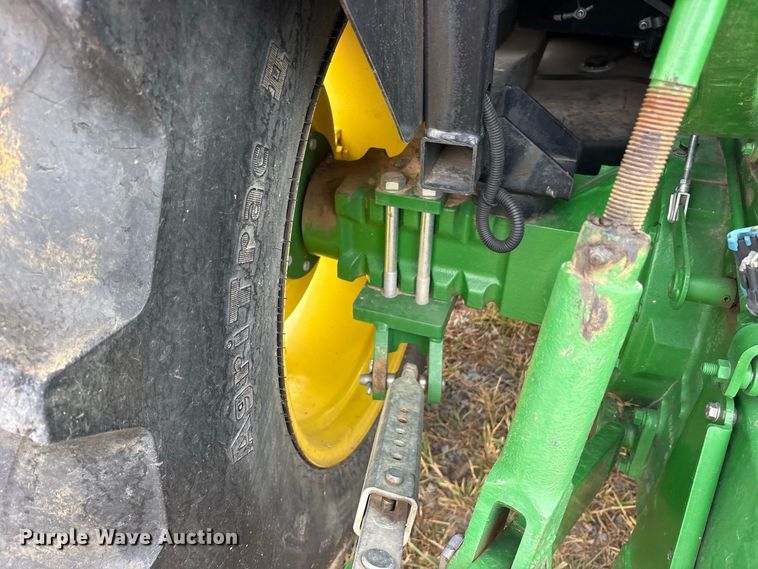 image for item ES8096 2019 John Deere 5075E MFWD tractor
