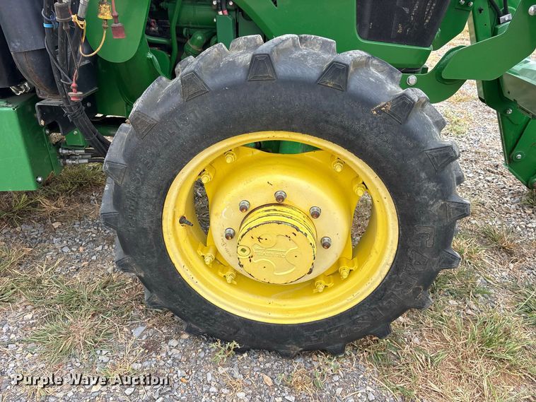 image for item ES8096 2019 John Deere 5075E MFWD tractor