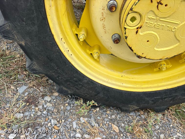 image for item ES8096 2019 John Deere 5075E MFWD tractor