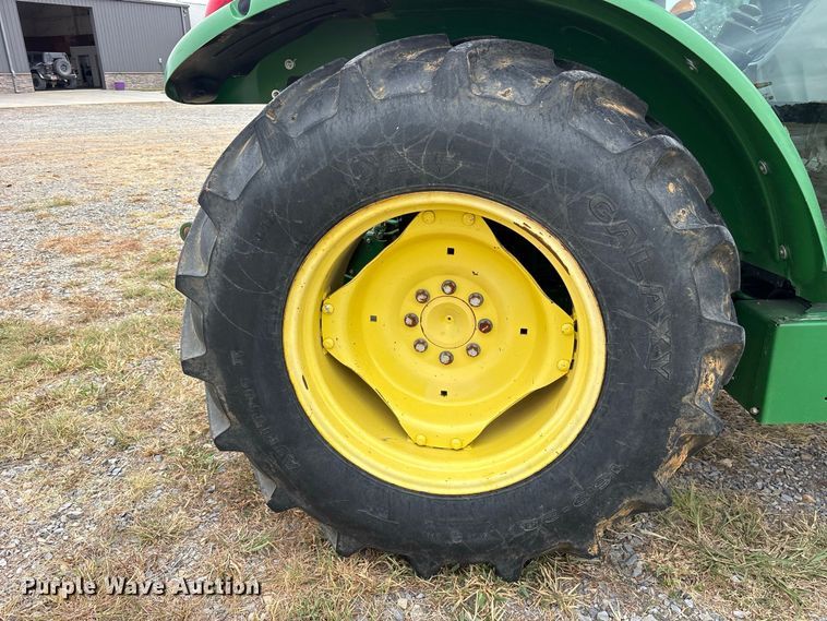 image for item ES8096 2019 John Deere 5075E MFWD tractor