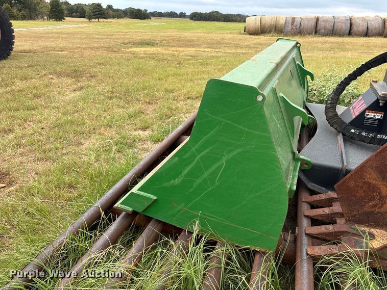 image for item ES8096 2019 John Deere 5075E MFWD tractor