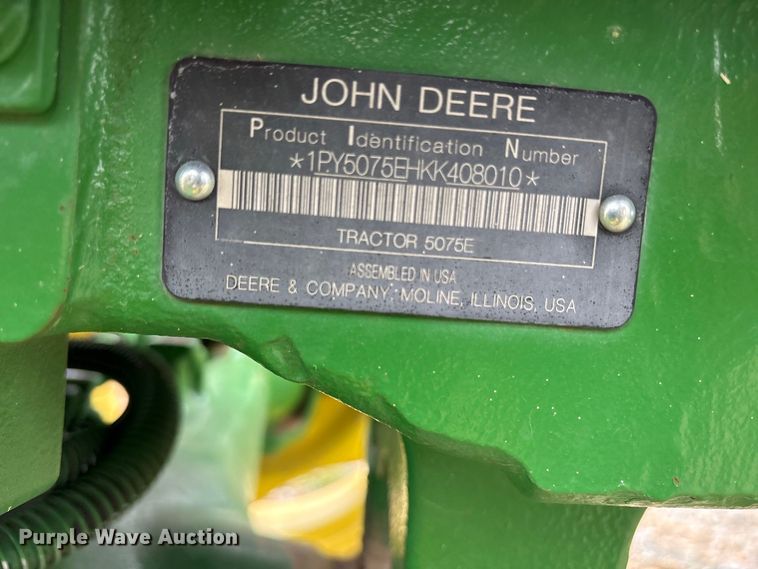 image for item ES8096 2019 John Deere 5075E MFWD tractor