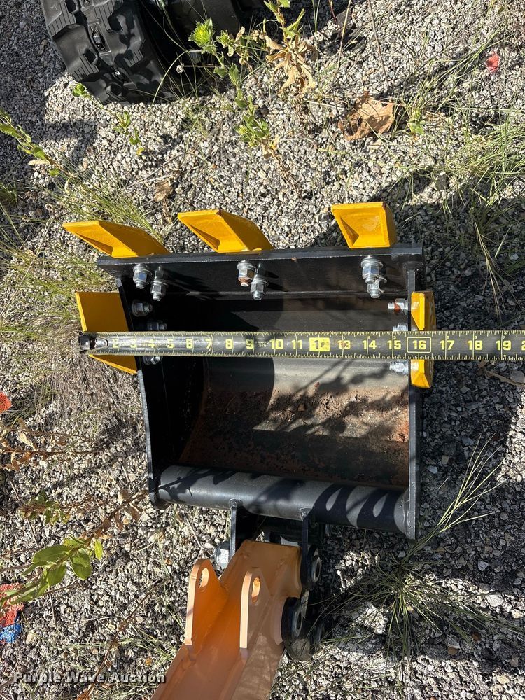 image for item ET0430 2024 Erie EM15 mini excavator
