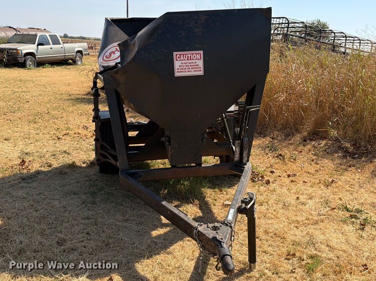 image for item EU5893 Trip hopper T-856 feeder