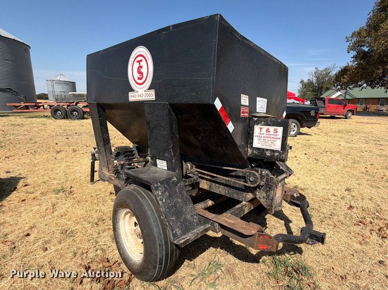 image for item EU5893 Trip hopper T-856 feeder