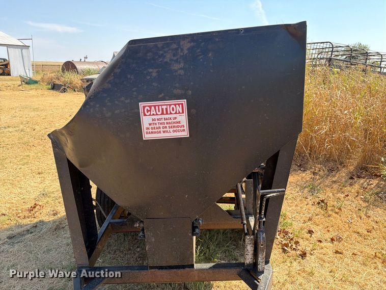 image for item EU5893 Trip hopper T-856 feeder