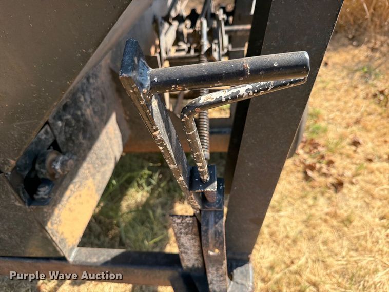 image for item EU5893 Trip hopper T-856 feeder