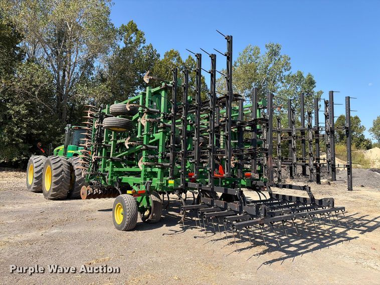 0 John Deere 2310