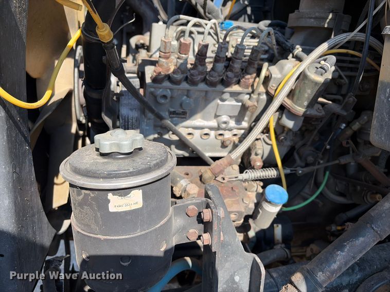 image for item EV6130 1994 Cummins C8.3-210 engine