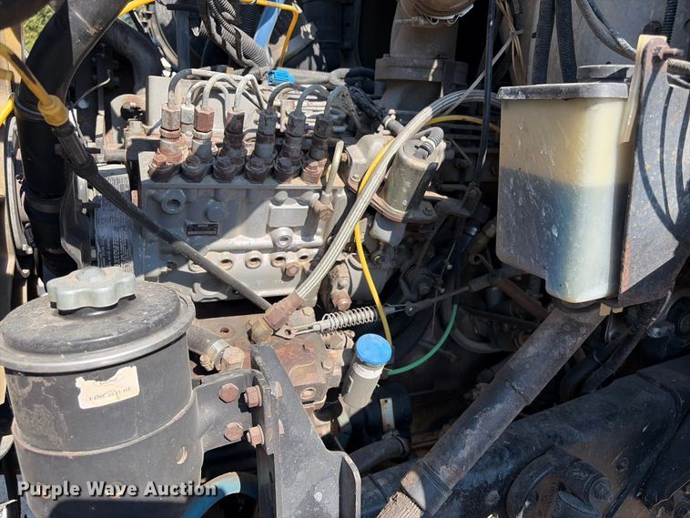 image for item EV6130 1994 Cummins C8.3-210 engine