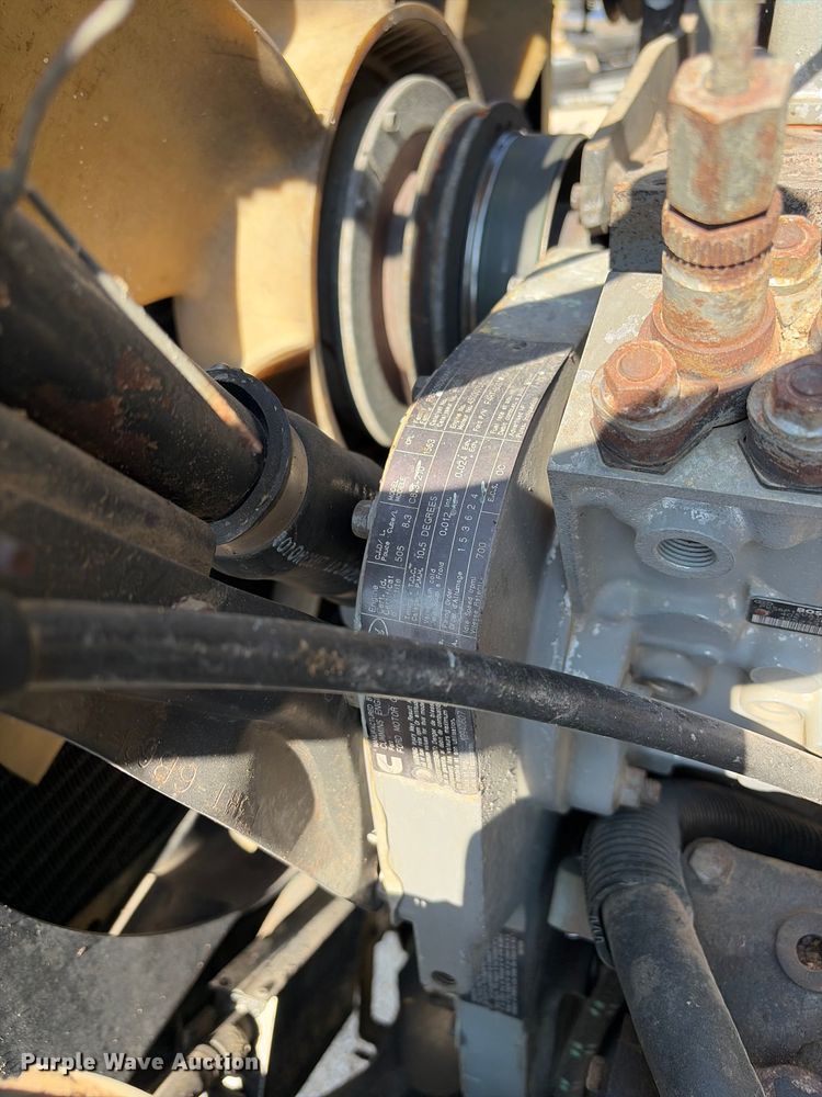 image for item EV6130 1994 Cummins C8.3-210 engine