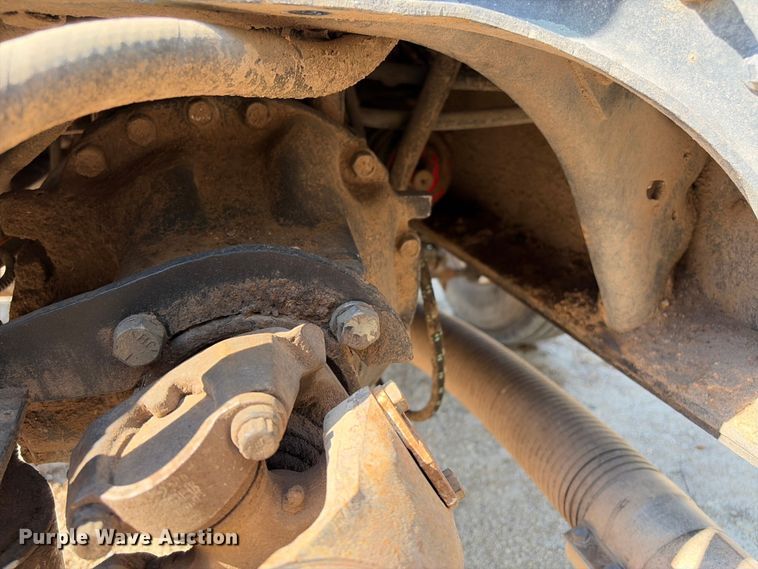 image for item EV6130 1994 Cummins C8.3-210 engine