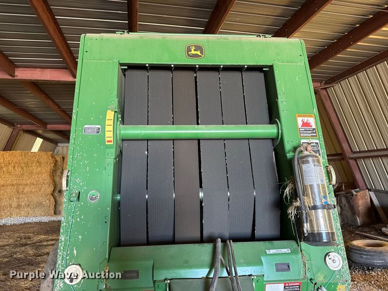 image for item EV6137 2013 John Deere 469 round baler