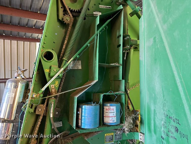 image for item EV6137 2013 John Deere 469 round baler