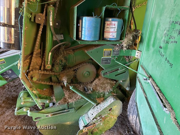image for item EV6137 2013 John Deere 469 round baler