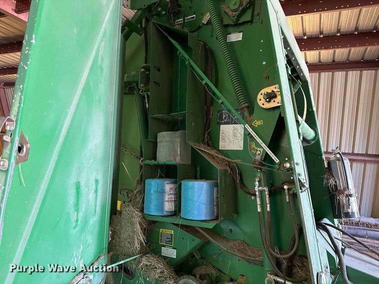 image for item EV6137 2013 John Deere 469 round baler