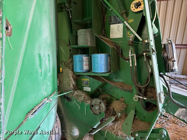 image for item EV6137 2013 John Deere 469 round baler