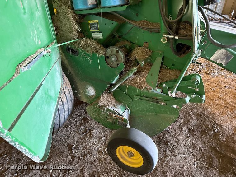 image for item EV6137 2013 John Deere 469 round baler
