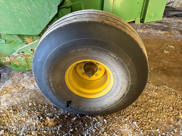 image for item EV6137 2013 John Deere 469 round baler