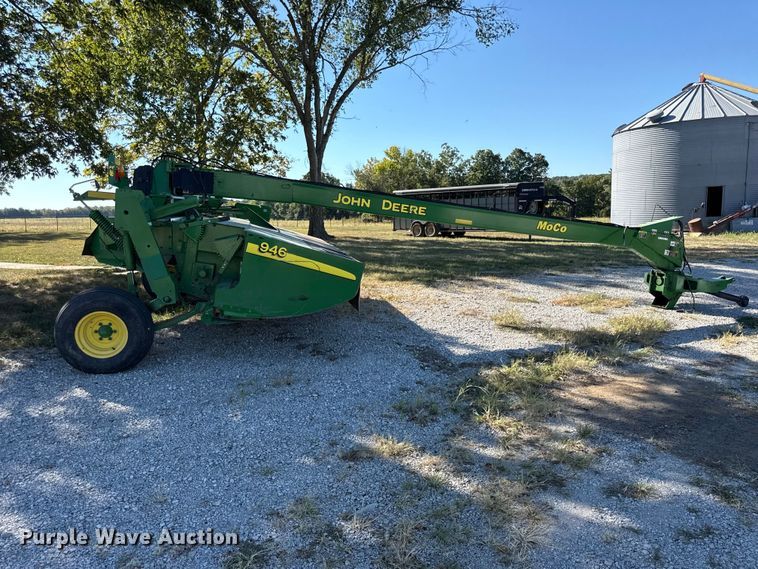 image for item EV6138 John Deere MoCo 946 windrower