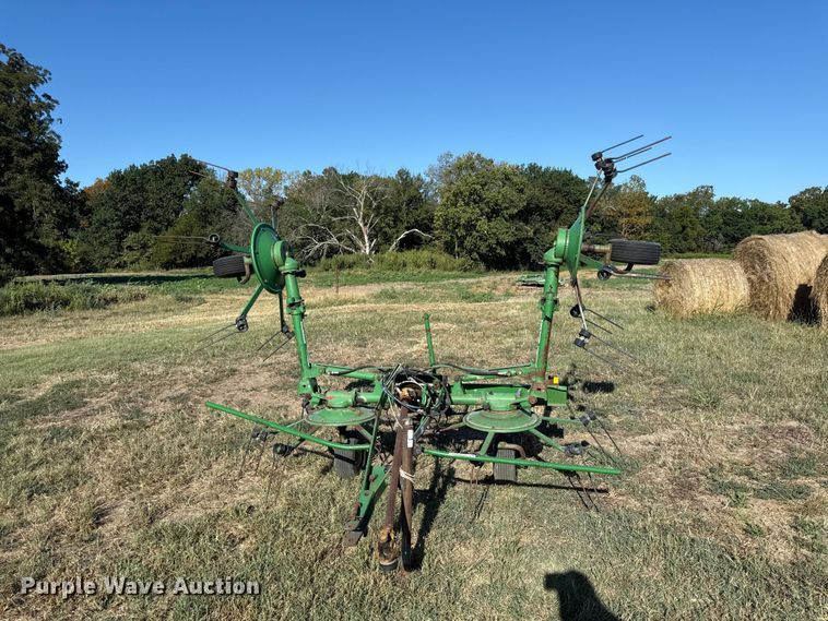 image for item EV6140 John Deere hay tedder