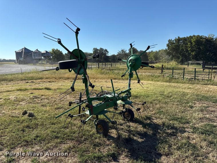 image for item EV6140 John Deere hay tedder