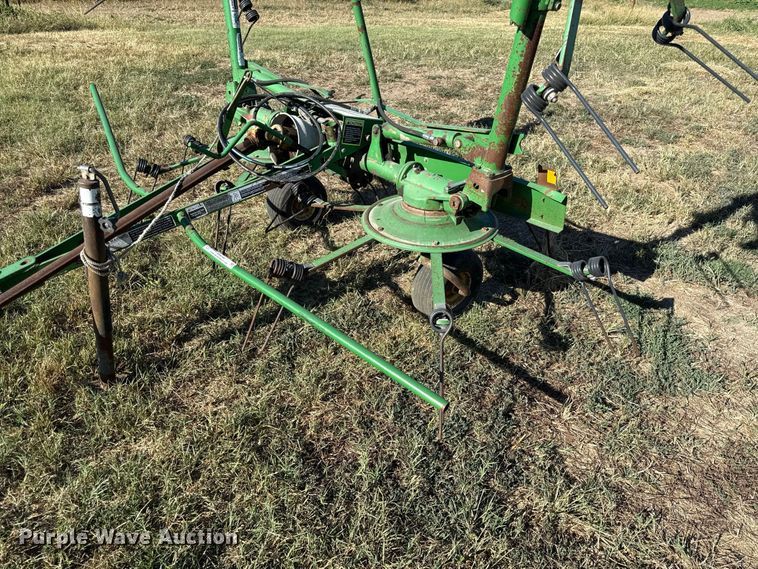 image for item EV6140 John Deere hay tedder