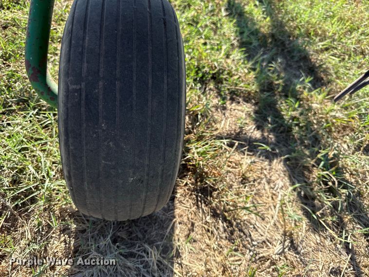 image for item EV6140 John Deere hay tedder