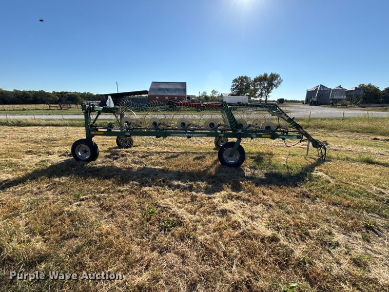 image for item EV6141 Sitrex MK12 hay rake