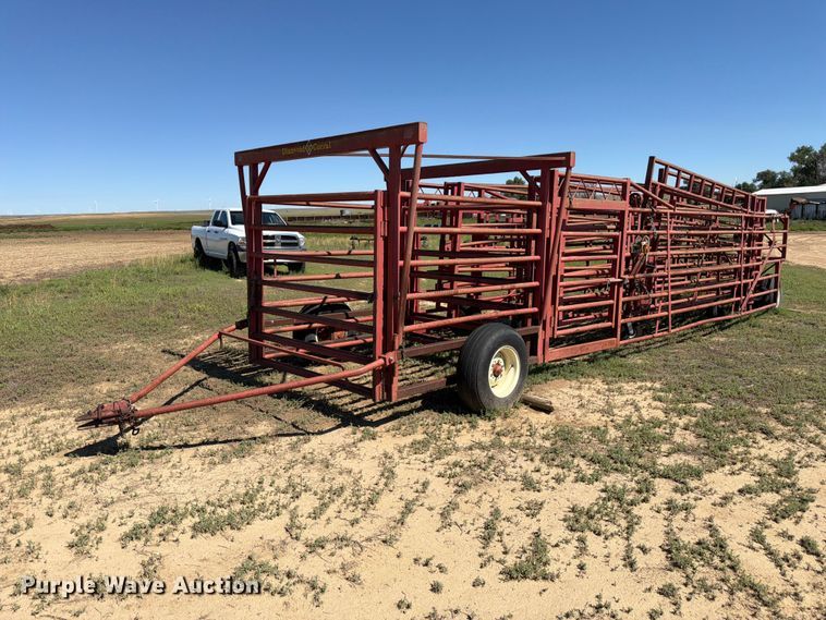 image for item EW2190 Diamond W Corral portable corral