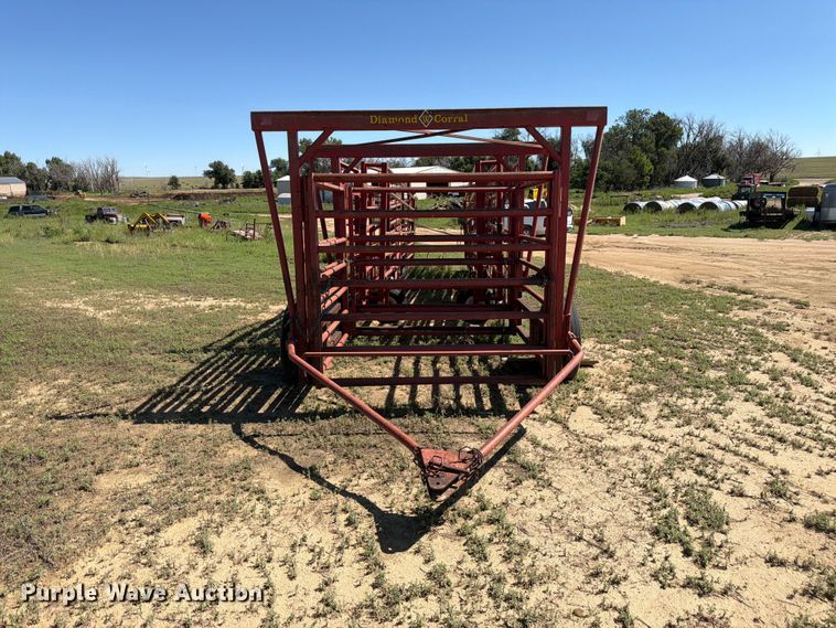 image for item EW2190 Diamond W Corral portable corral