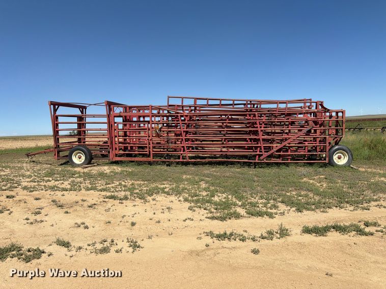 image for item EW2190 Diamond W Corral portable corral