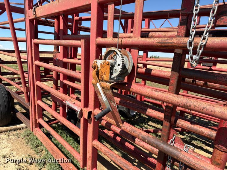 image for item EW2190 Diamond W Corral portable corral