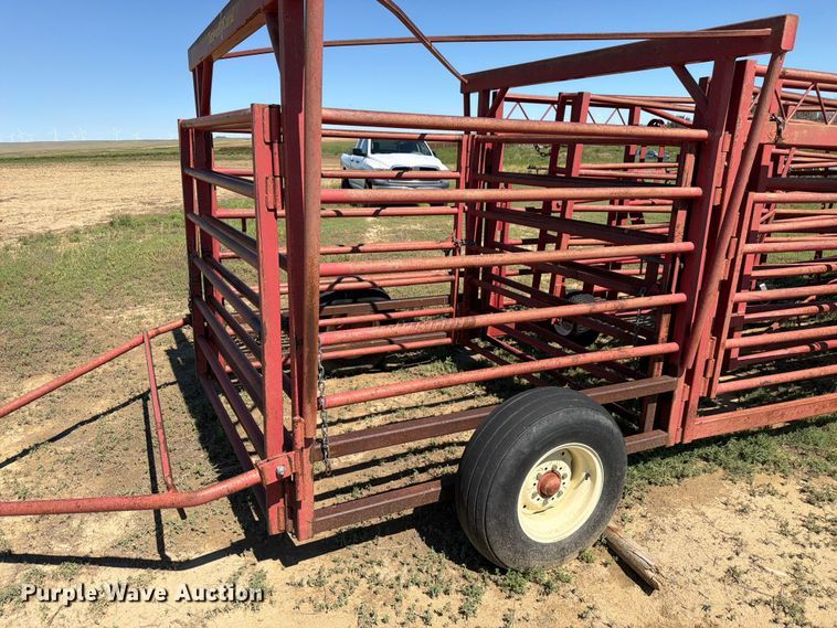 image for item EW2190 Diamond W Corral portable corral
