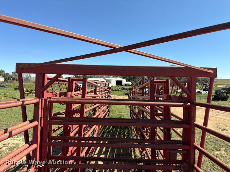 image for item EW2190 Diamond W Corral portable corral