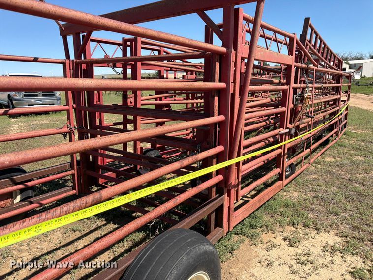 image for item EW2190 Diamond W Corral portable corral