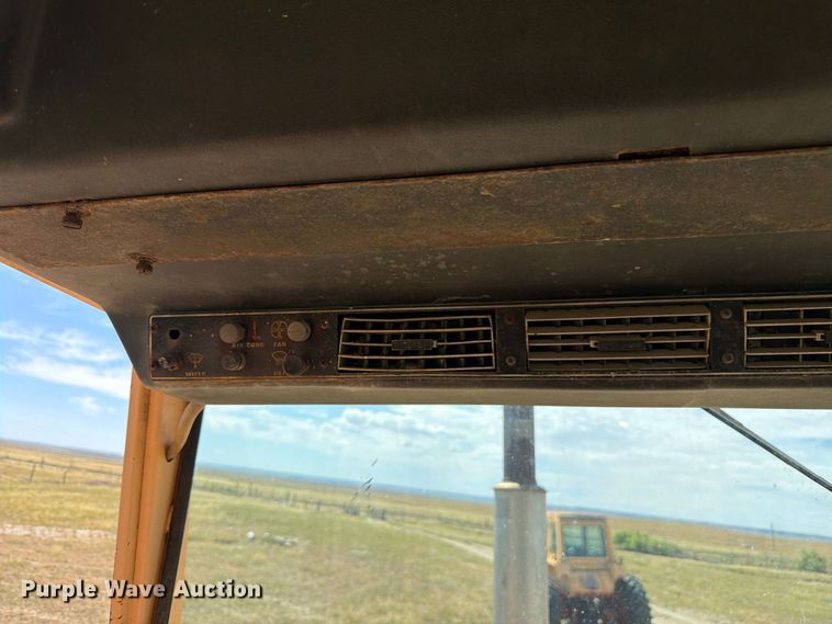 image for item EW2200 1970 Case 1170 tractor