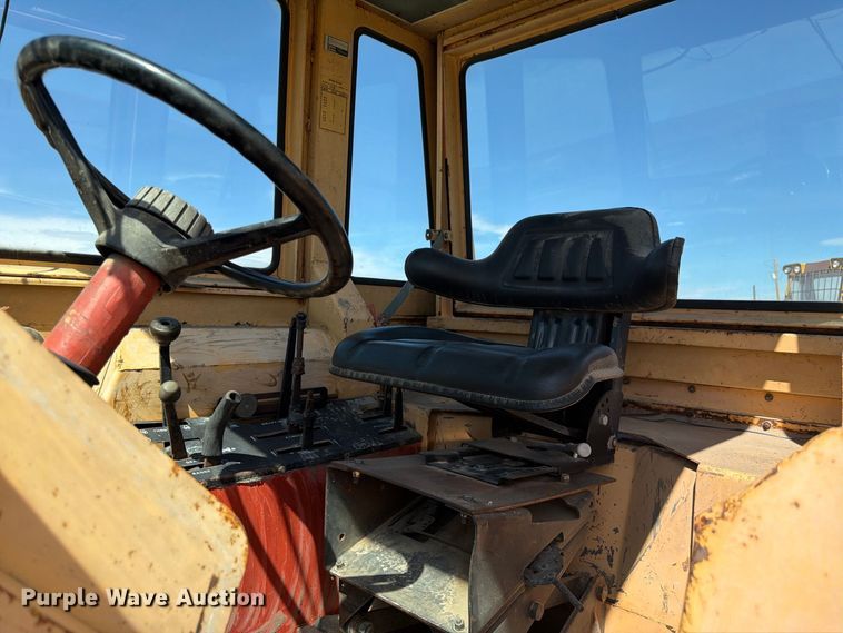 image for item EW2201 1971 Case 1170 tractor