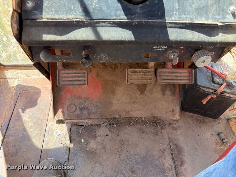 image for item EW2201 1971 Case 1170 tractor