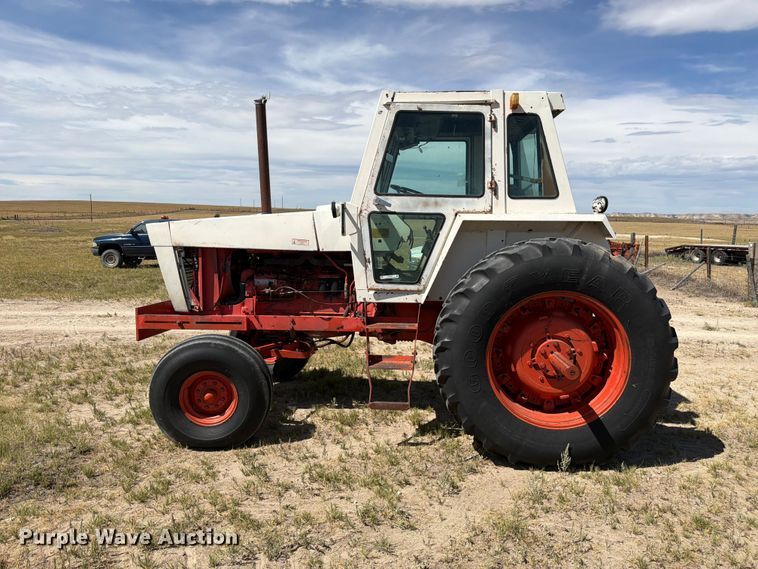 image for item EW2202 1976 Case 1370 tractor