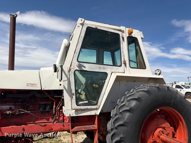 image for item EW2202 1976 Case 1370 tractor