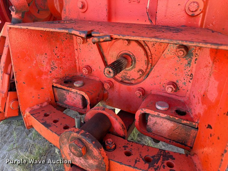 image for item EW2202 1976 Case 1370 tractor